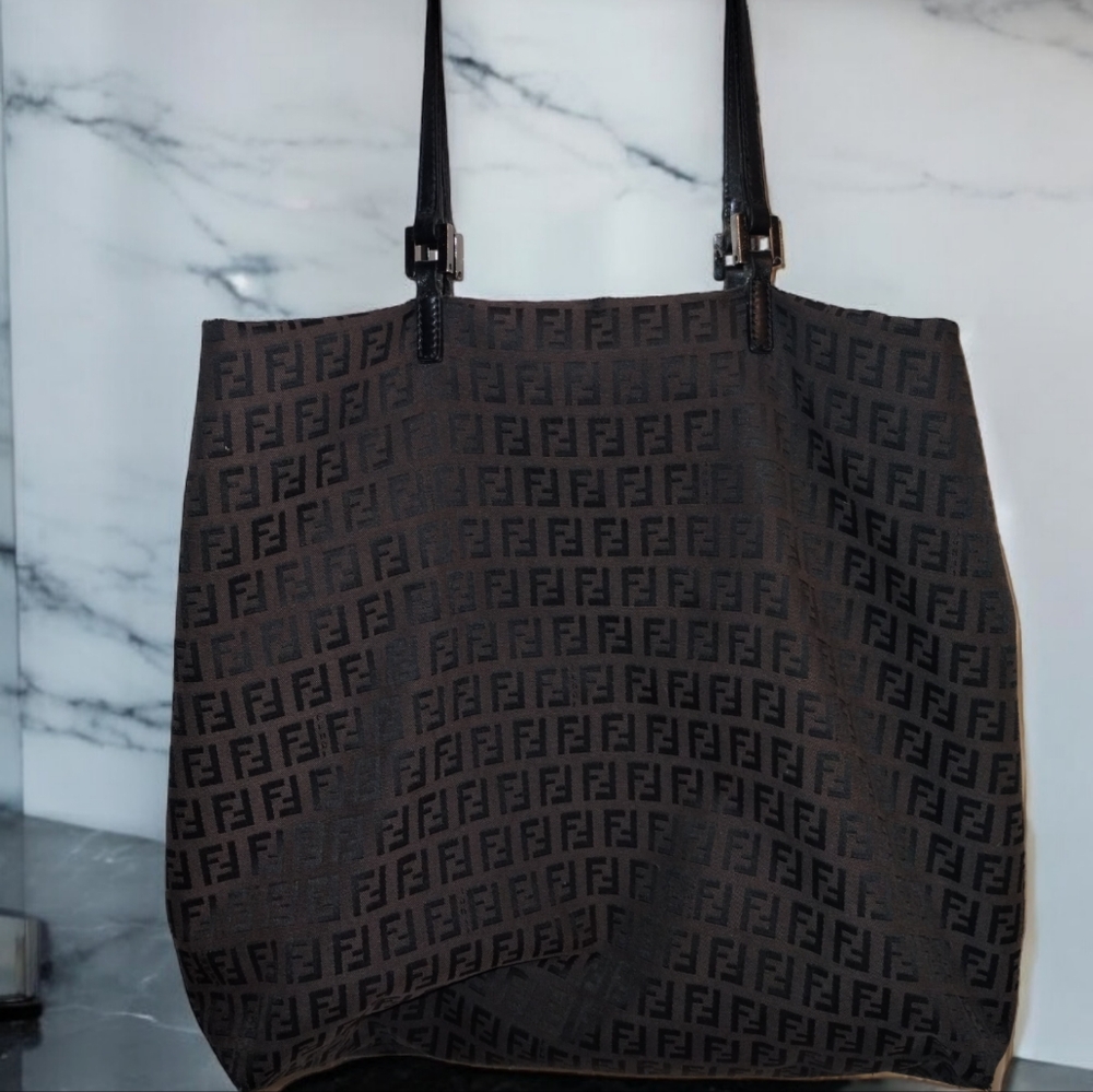 Fendi tote